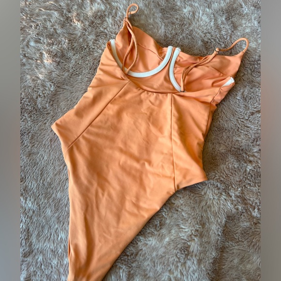 Swim - Picture 3 of 4